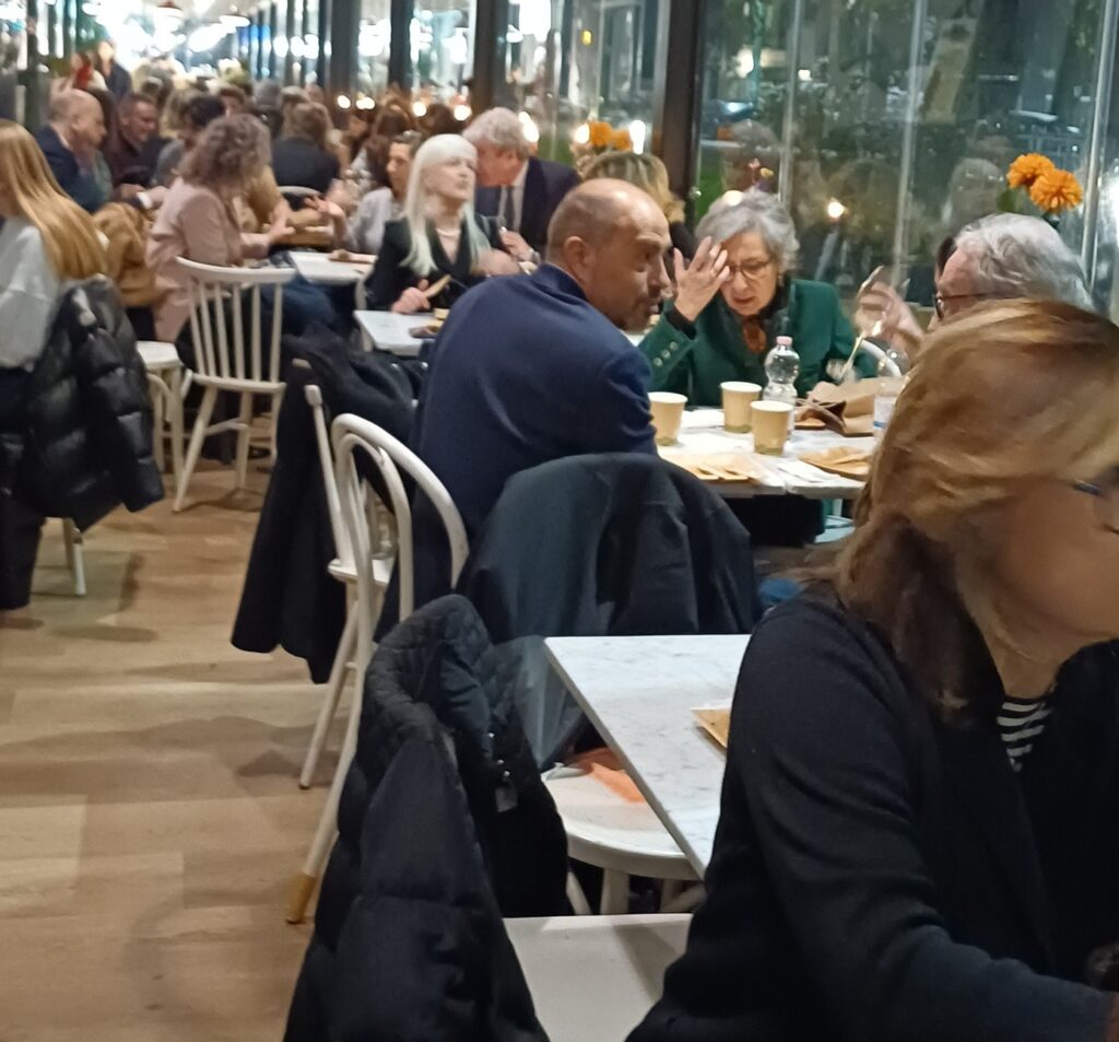 milano-aperitivo-natalizio-futuro-ricerca
