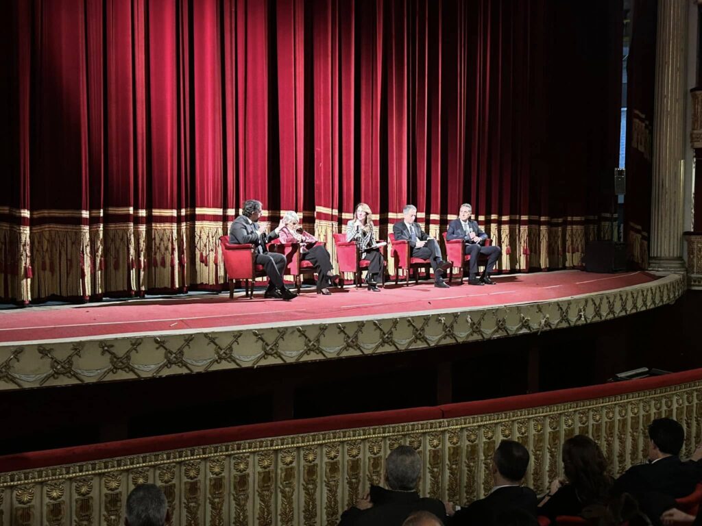 Intelligenza Artificiale tra sfide e opportunità al Teatro Rendano di Cosenza